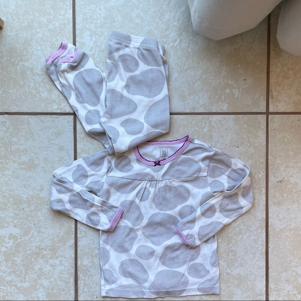 Just One You Made by Carters giraffe matching set for girls 3 to 5 months